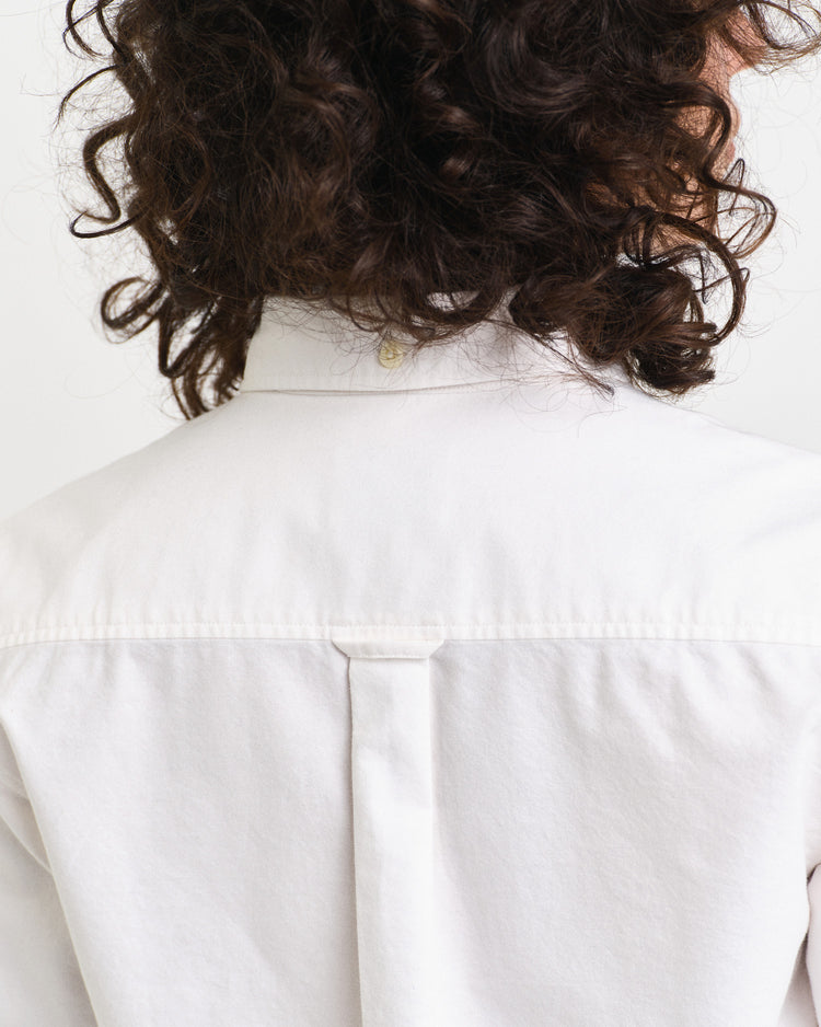 Koszula damska z długim rękawem regular fit biała