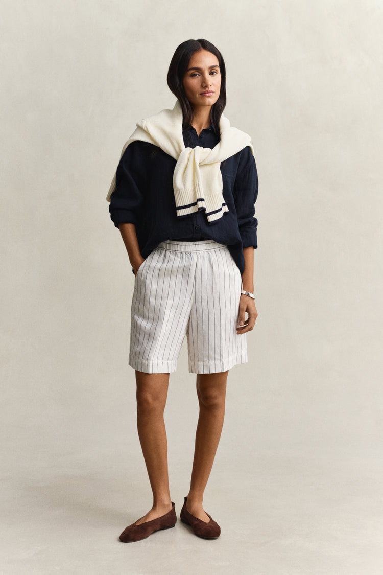 Szorty damskie w paski relaxed fit białe