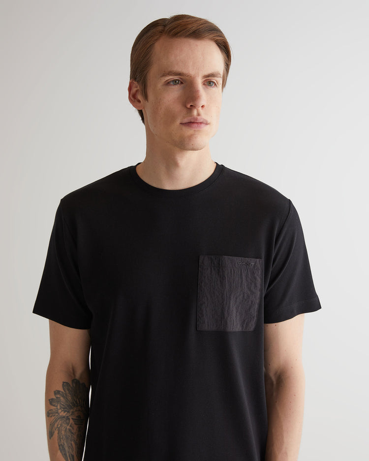 T-shirt męski okrągły kołnierzyk regular fit czarny