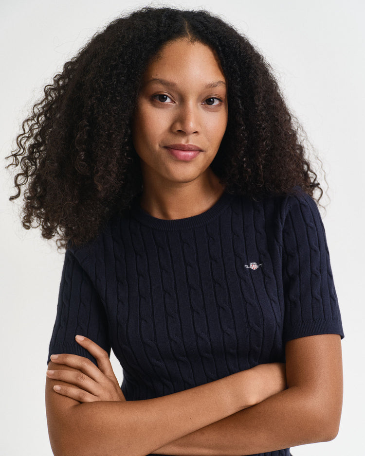 Sweter damski z krótkim rękawem z okrągłym kołnierzykiem slim fit