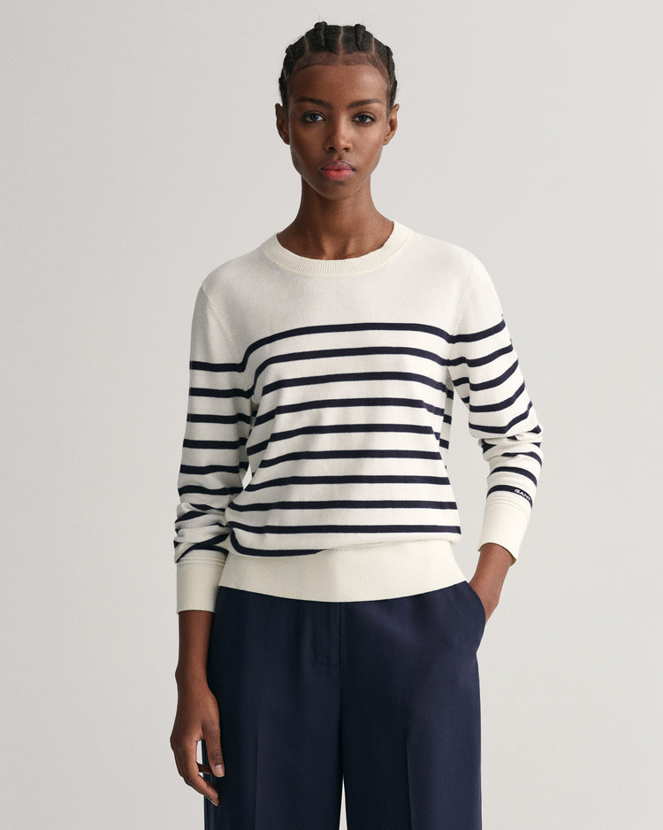 Sweter z lekkiej bawełny z okrągłym dekoltem i bretońskimi paskami