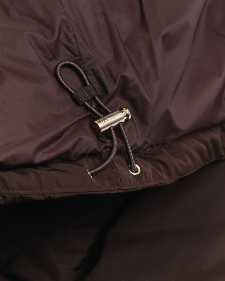 Kurtka damska ze stójką z długim rękawem regular fit brązowa