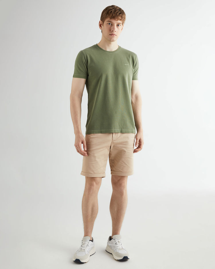 Wypłowiały t-shirt z piki