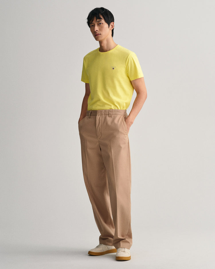 Bawełniany t-shirt męski okrągły kołnierzyk regular fit żółty