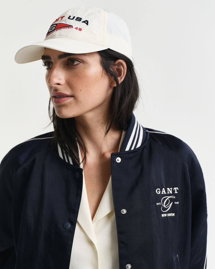 Lekka kurtka damska w stylu retro varsity