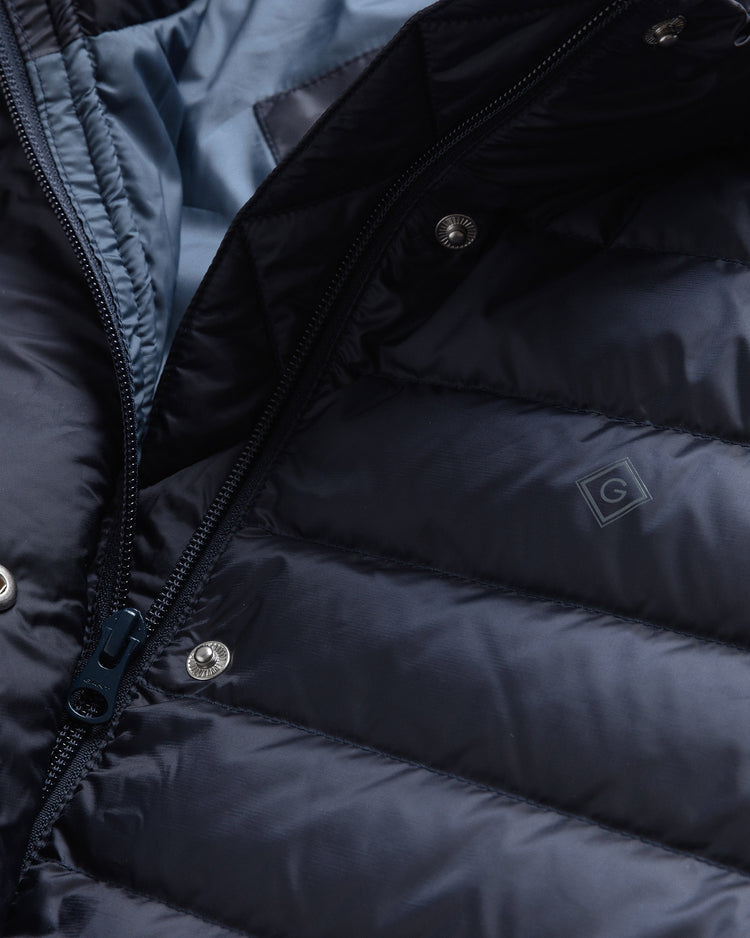 Kurtki damskie z zamkiem i długimi rękawami slim fit granatowe