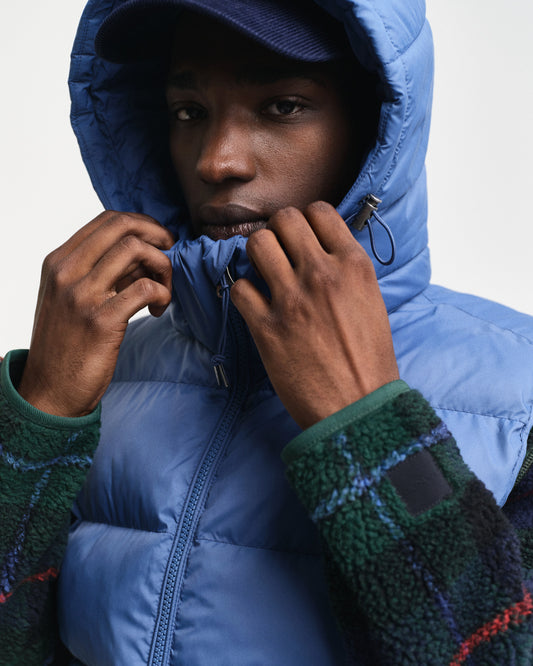 Bezrękawnik męski z kapturem regular fit niebieski