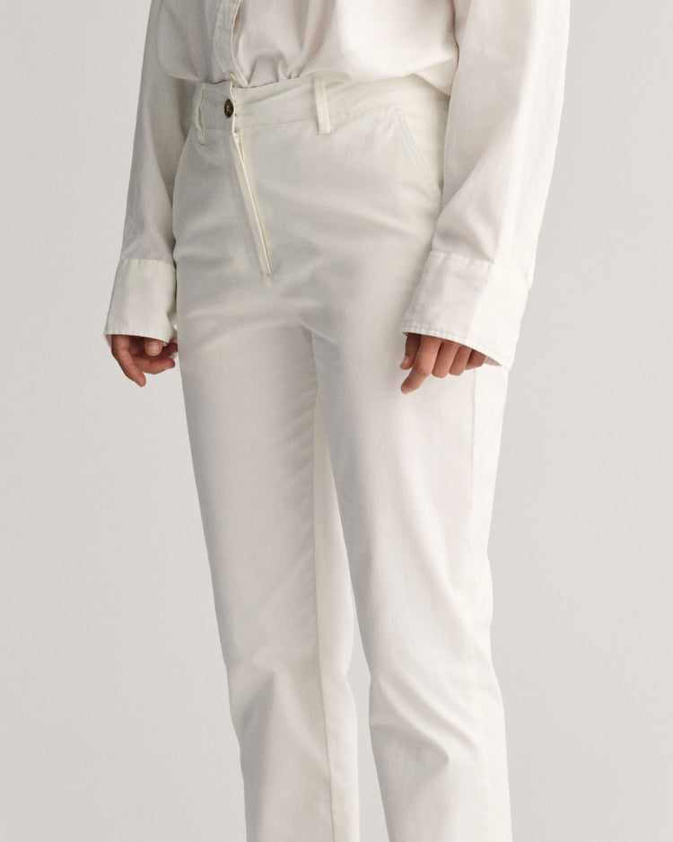 Spodnie damskie slim fit beżowe