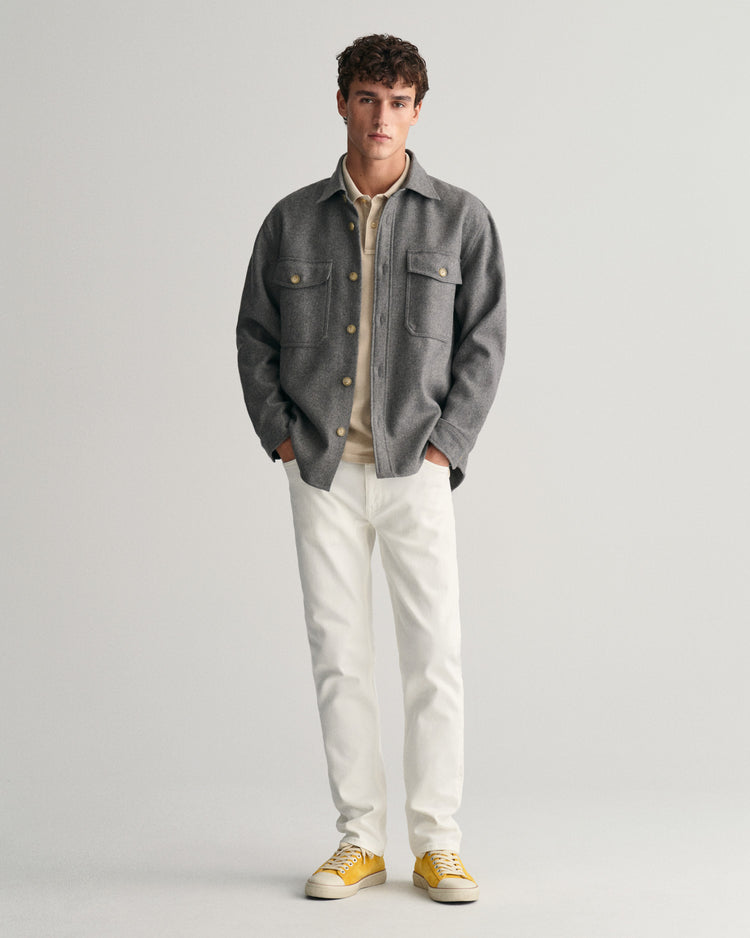 Wypłowiała koszulka polo z piki