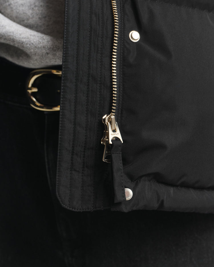 Kurtka damska ze stójką z długim rękawem regular fit czarna