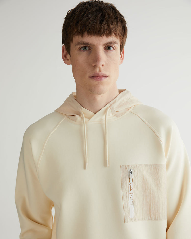 Bluza męska z kapturem z nadrukiem regular fit kremowa