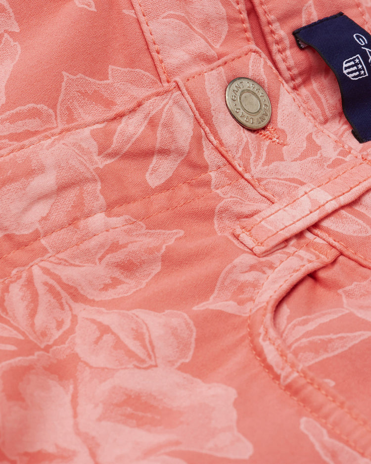 Skrócone jeansy damskie slim w kwieciste wzory