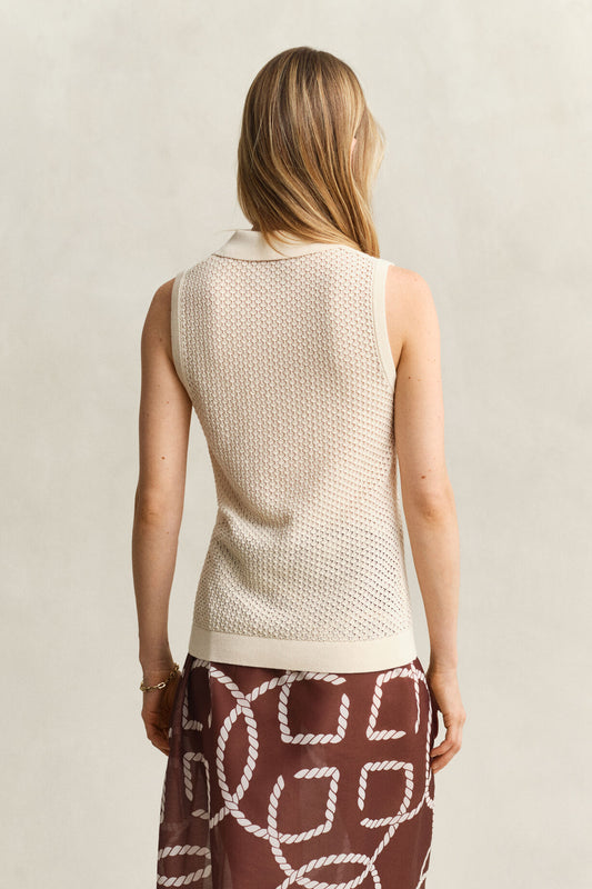 Sweter damski z kołnierzykiem polo bez rękawów slim fit biały