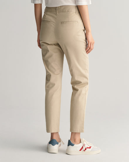 Spodnie damskie slim fit beżowe