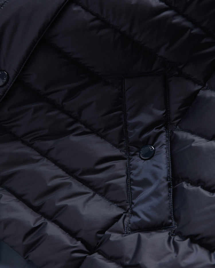 Kurtki damskie z zamkiem i długimi rękawami slim fit granatowe