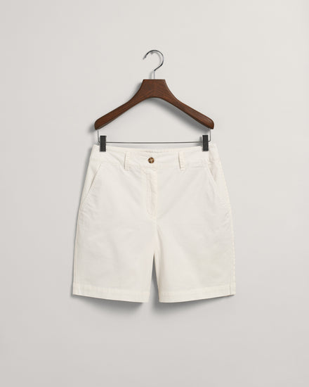 Szorty damskie slim fit kremowe