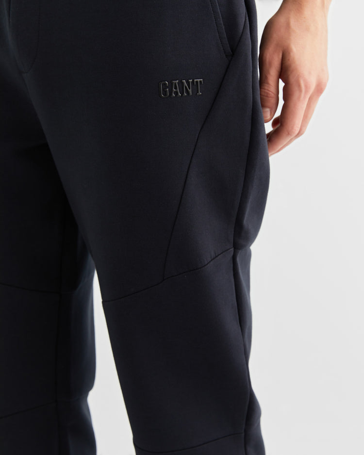 Spodnie dresowe męskie regular fit czarne