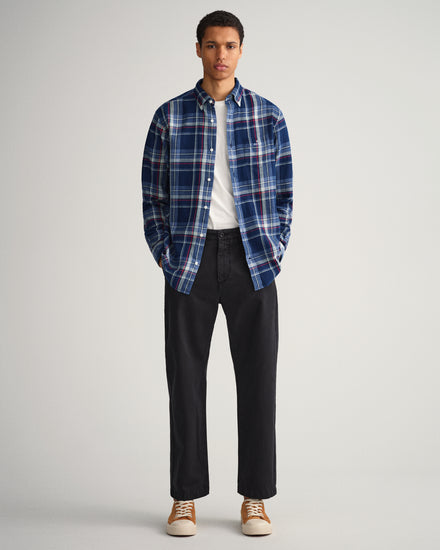 Męska granatowa koszula regular fit w kratę z kołnierzykiem button-down