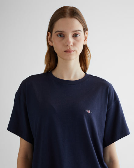 Koszulka z grafiką na plecach z dekoltem C