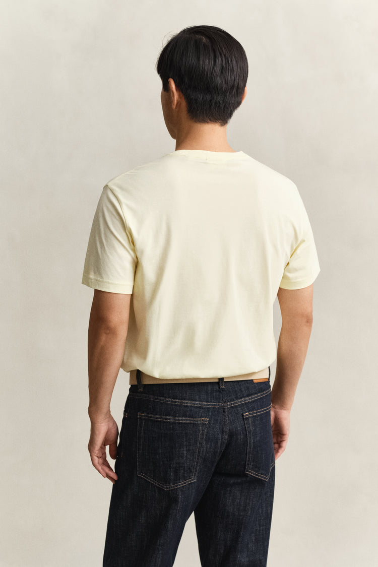 Bawełniany t-shirt męski z okrągłym kołnierzykiem regular fit żółty