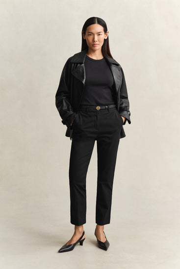 Spodnie damskie slim fit czarne