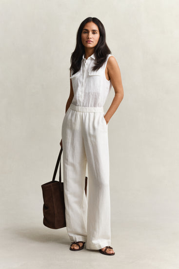 Spodnie damskie relaxed fit białe