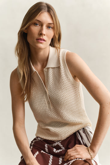 Sweter damski z kołnierzykiem polo bez rękawów slim fit biały