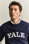 Sweter Yale męski z okrągłym kołnierzykiem granatowy