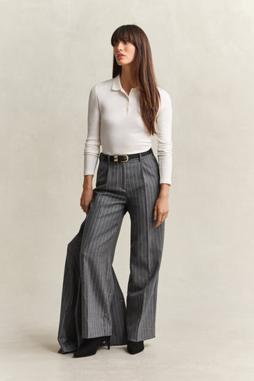 Koszulka polo prążkowana damska slim fit kremowa
