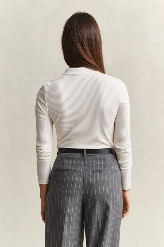 Koszulka polo prążkowana damska slim fit kremowa