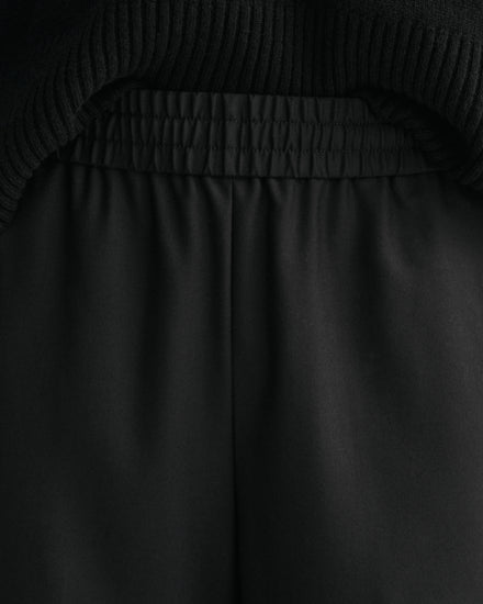 Spodnie damskie relaxed fit czarne