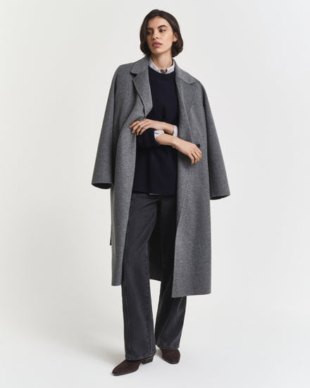 Sweter damski okrągły kołnierzyk z długim rękawem relaxed fit granatowy