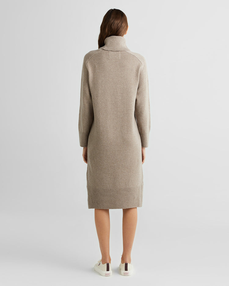 Sukienka damska z długim rękawem ze stójką relaxed fit