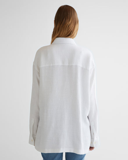 Koszula damska w paski z długim rękawem oversize fit biała