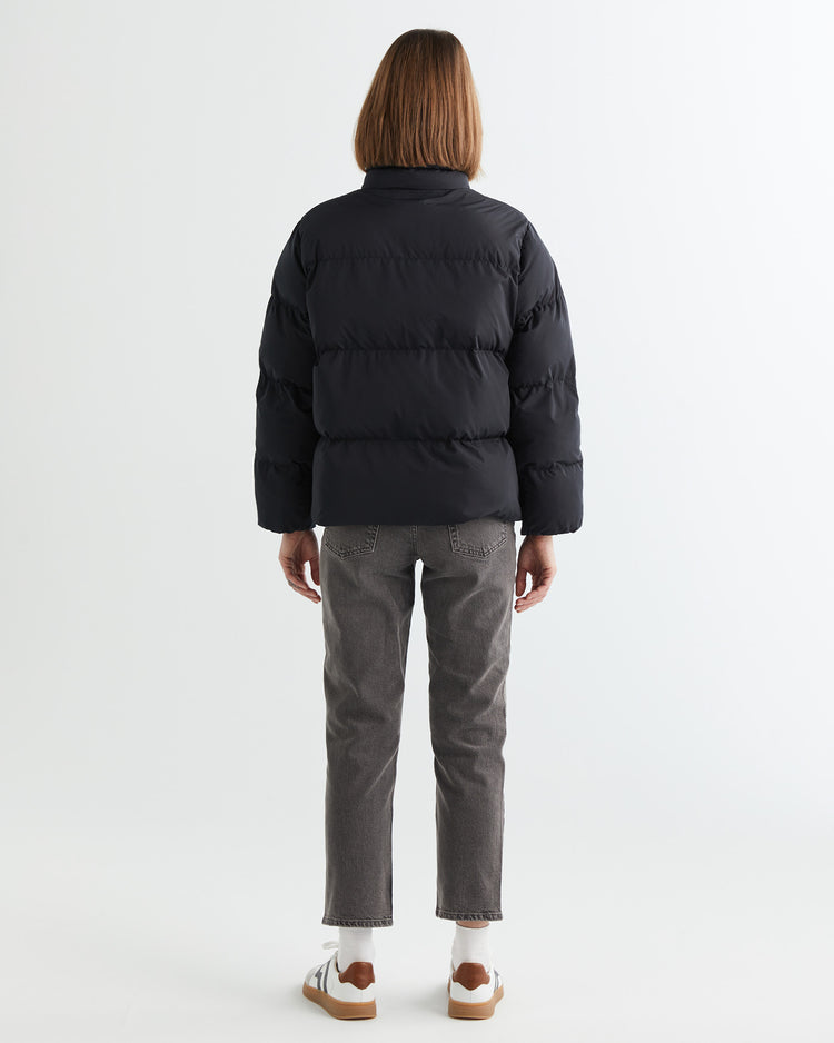 Kurtka damska ze stójką z długim rękawem regular fit czarna