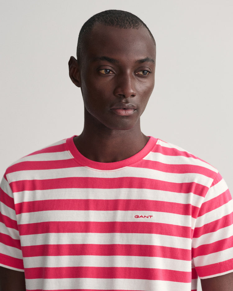 T-shirt w różnokolorowe paski