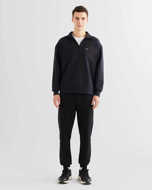 Spodnie dresowe męskie regular fit czarne