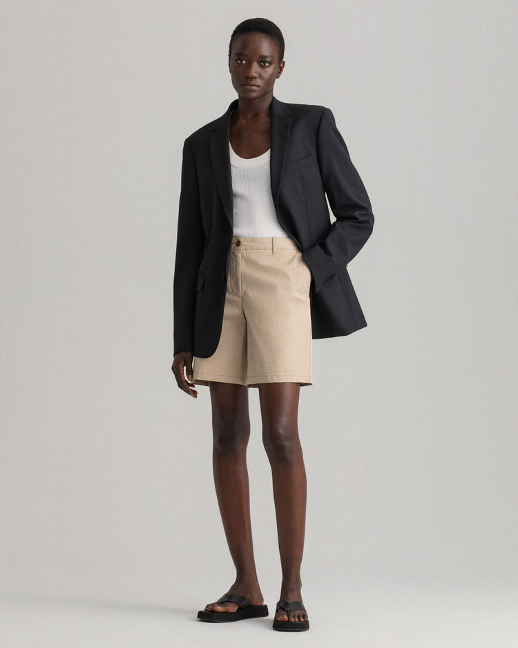 Szorty damskie o wąskim kroju