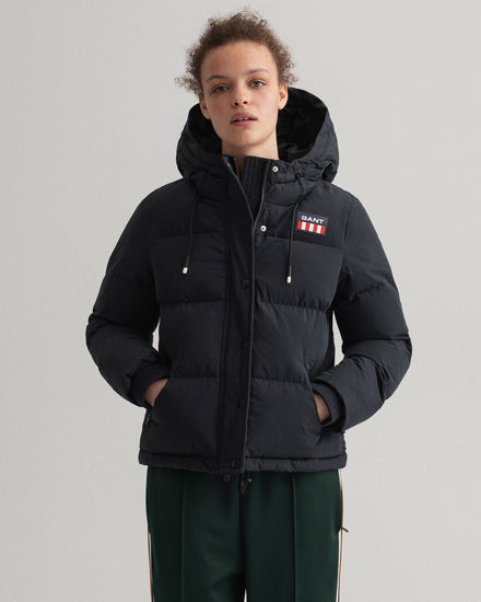 Kurtka damska z nadrukiem zapinana na guziki straight fit czarna