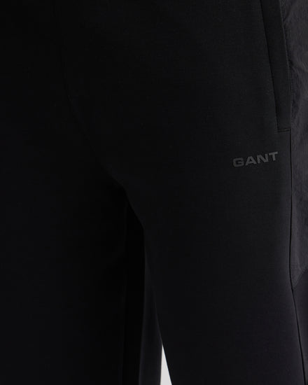 Męskie spodnie dresowe regular fit