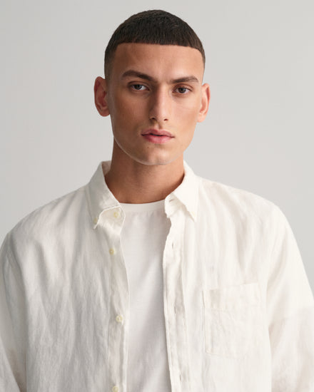 Męska biała koszula lniana o regularnym kroju