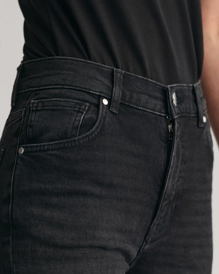 Spodnie jeansowe damskie slim fit czarne