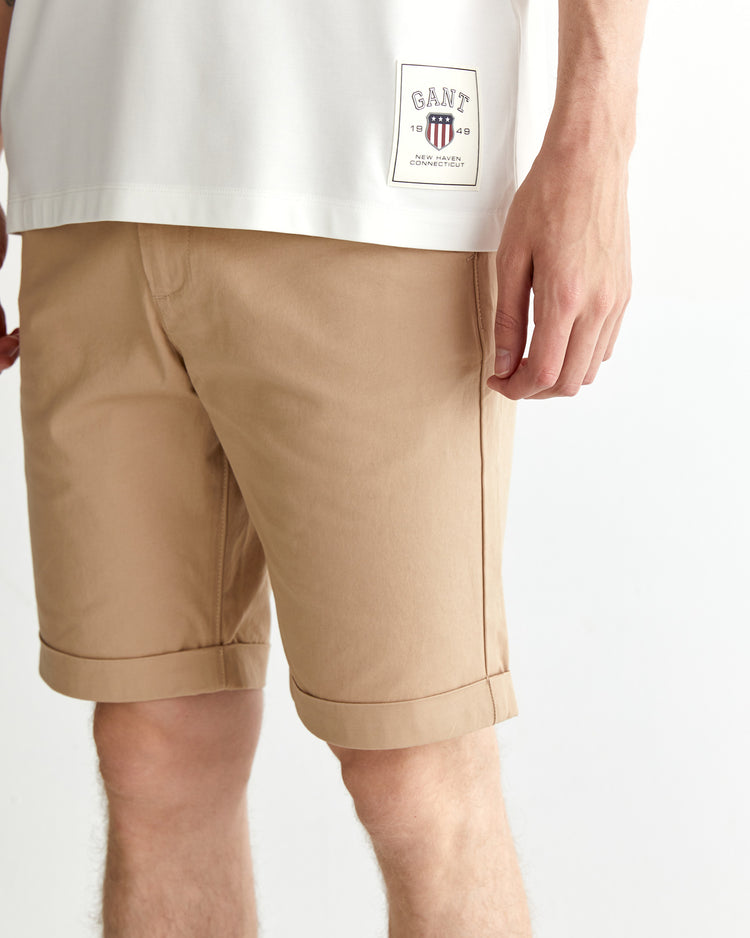T-shirt męski z nadrukiem i okrągłym kołnierzykiem relaxed fit kremowy