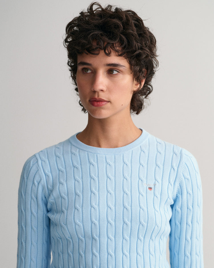 Sweter z elastycznej bawełny o splocie warkoczowym z okrągłym dekoltem