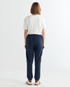 Spodnie dresowe damskie regular fit granatowe
