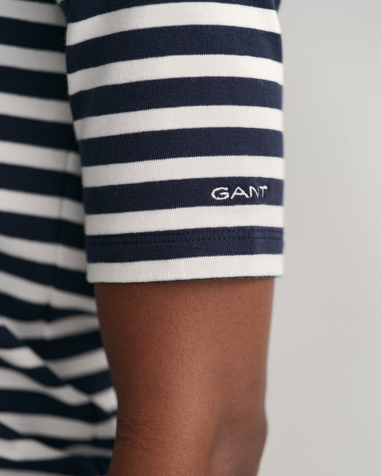 Prążkowany T-shirt w paski ze średnim rękawem