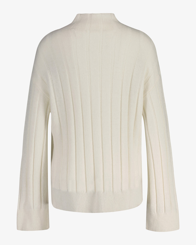 Wełniany sweter ze stójką