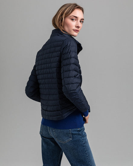 Kurtka damska z nadrukiem zapinana na guziki z długim rękawem slim fit