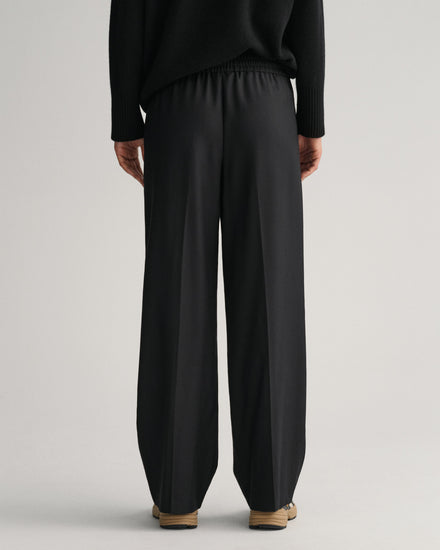 Spodnie damskie relaxed fit czarne