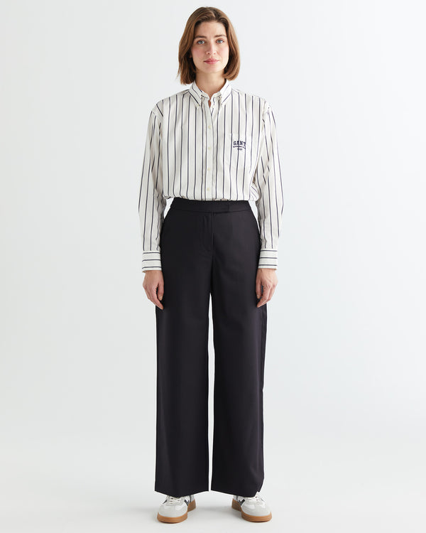 Spodnie damskie slim fit czarne